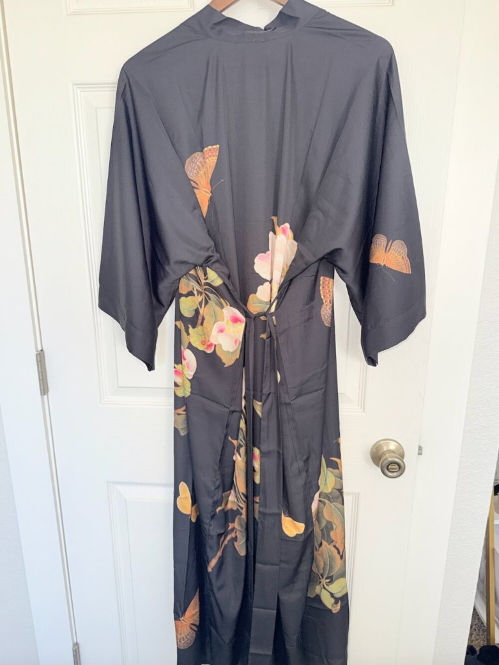 Kimono Robe - Picture 5 of 7